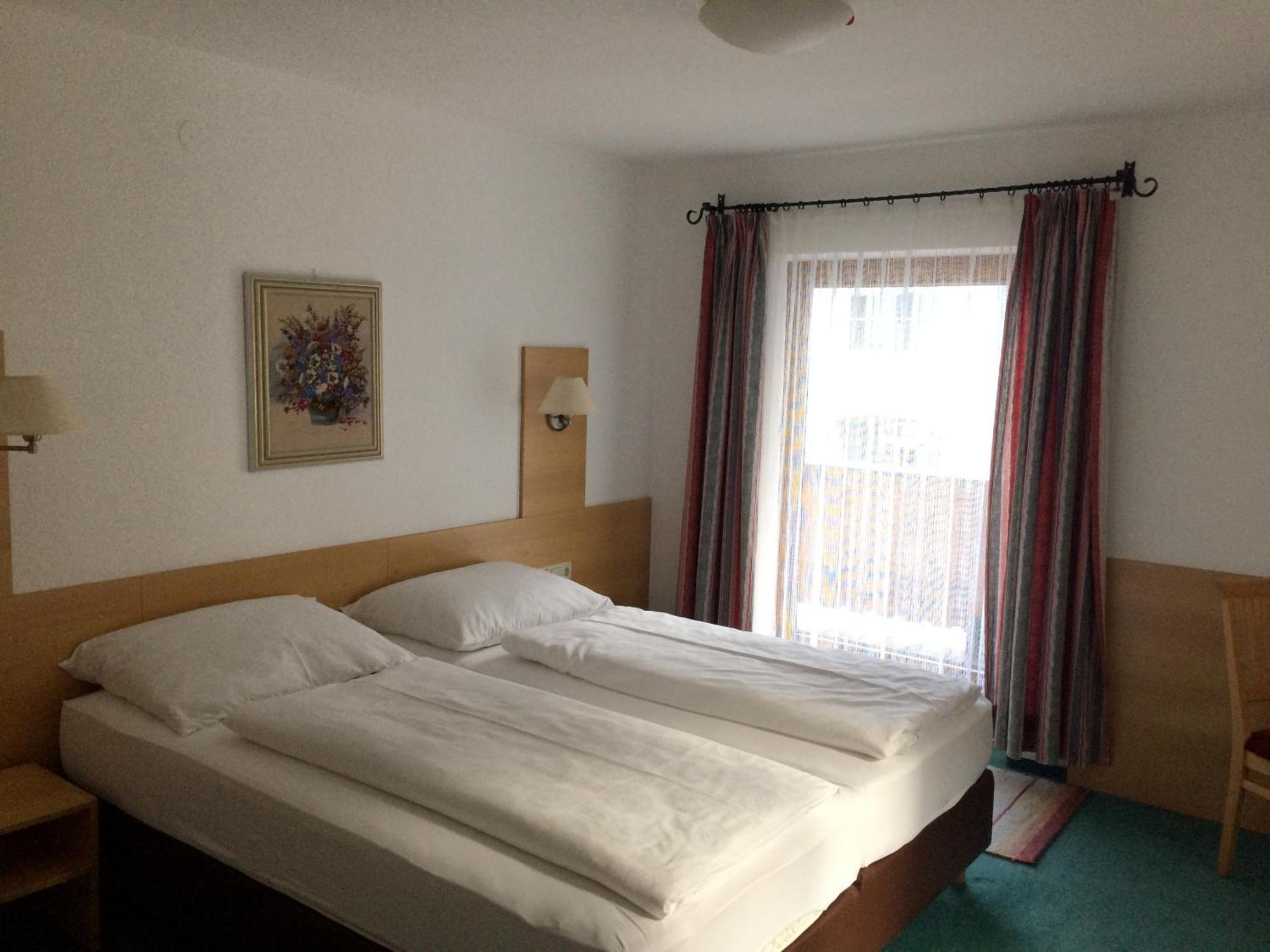 Haus Erwin Spiss Hotel Sankt Anton am Arlberg Ngoại thất bức ảnh