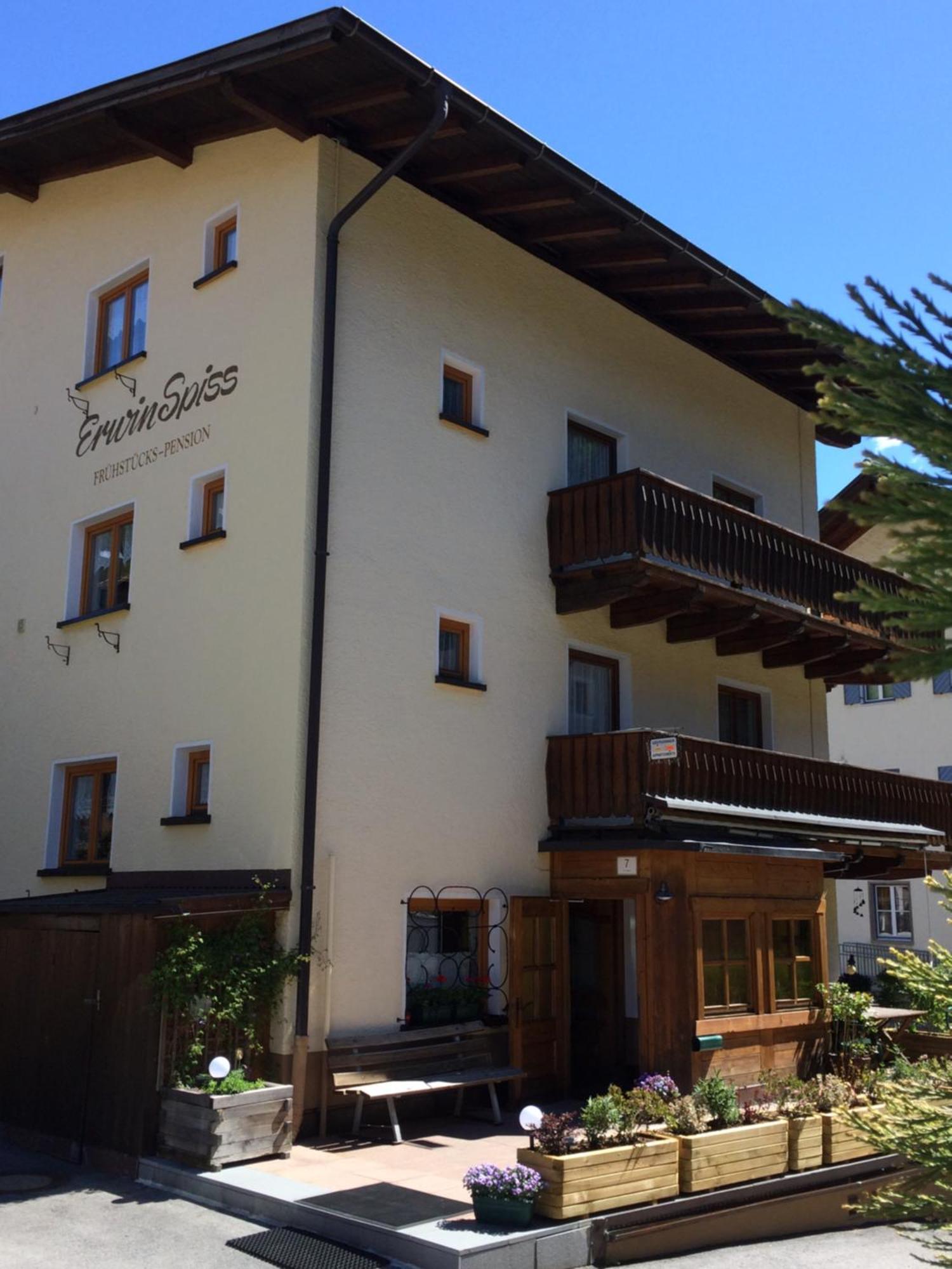 Haus Erwin Spiss Hotel Sankt Anton am Arlberg Ngoại thất bức ảnh